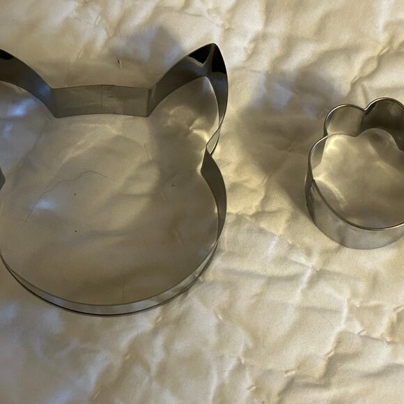 2 Cats Kittens Paw Prints Cookie Cutters Baking Biscuits Dessert Cakes Mold NEW - Picture 2 of 7